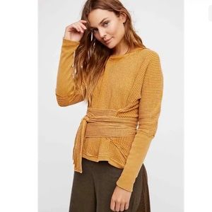 😍NWT” Free People “ One Mustard Thermal Wrap “